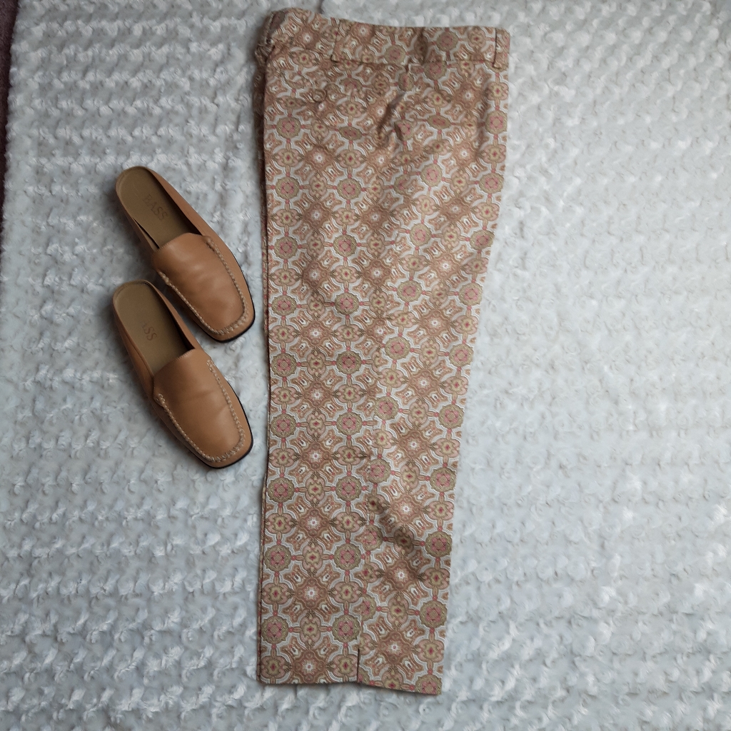 Talbot's Split Hemline Capri Pants